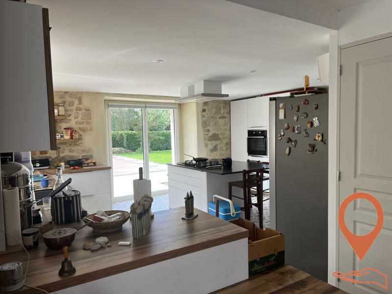 Maison ancienne - 212 m² - 5 pièces