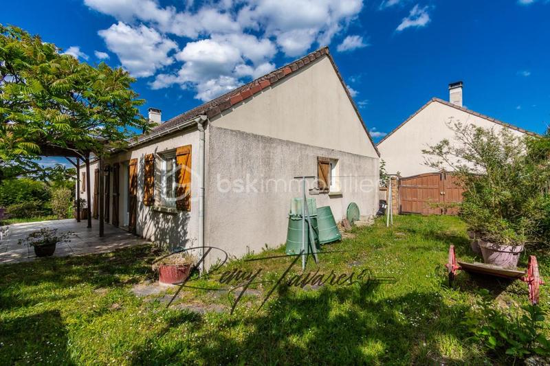 Pavillon - 90 m² - 5 pièces