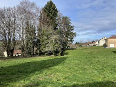 Terrain - 1 628 m²