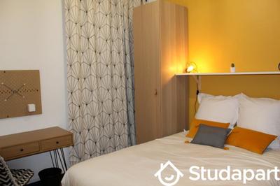 Chambre - 9 m² - 1 pièce