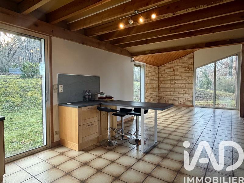 Maison - 185 m² - 6 pièces