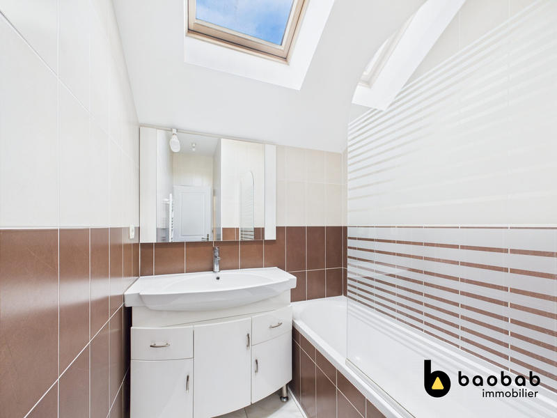 Maison contemporaine - 124 m² - 5 pièces