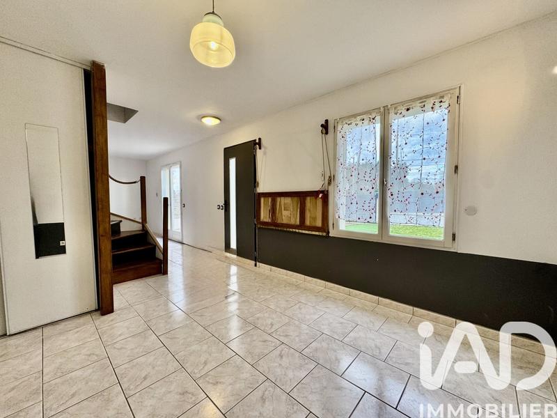 Maison - 197 m² - 9 pièces