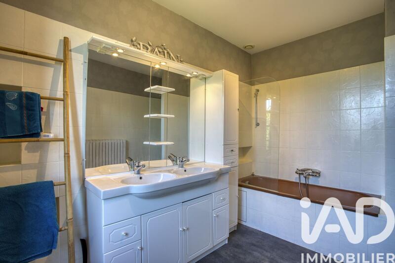 Maison - 145 m² - 5 pièces