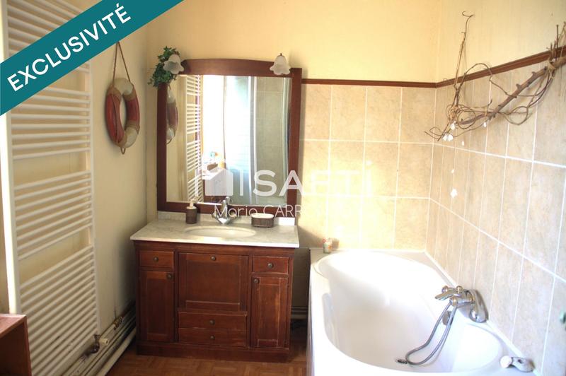 Maison - 270 m² - 7 pièces