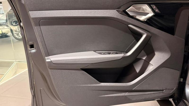 Audi A1 sportback 30 Tfsi 110 ch s tronic 7 Advanced 2