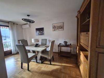 Appartement - 77 m² - 3 pièces