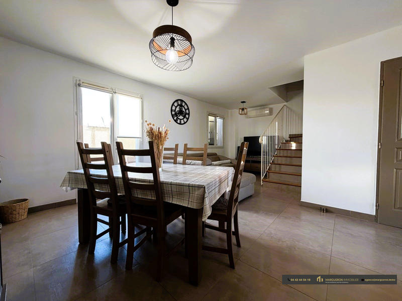 Maison - 94 m² - 5 pièces