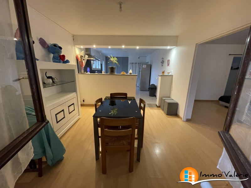 Maison - 185 m² - 6 pièces