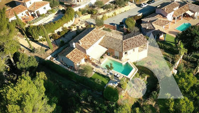 Maison - 159 m² - 5 pièces