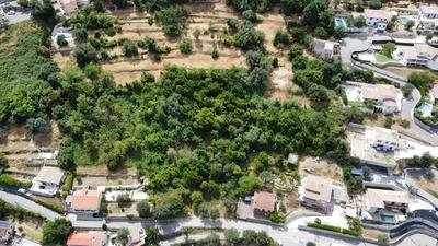 Terrain constructible - 2 130 m²
