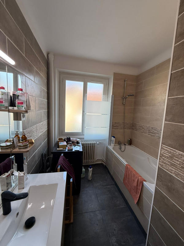 Appartement - 83 m² - 3 pièces