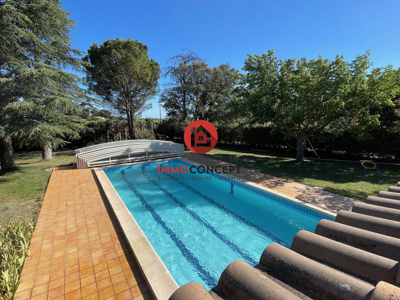 Maison traditionnelle - 160 m² - 6 pièces