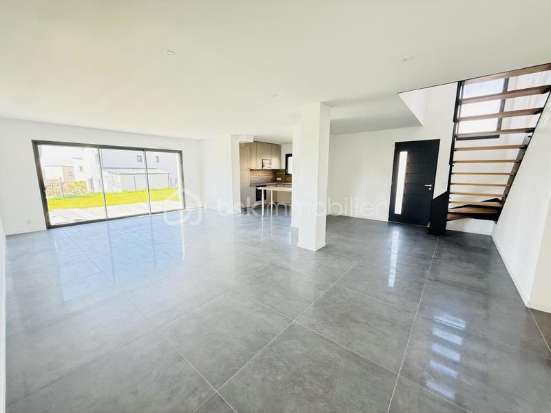 Maison - 170 m² - 7 pièces