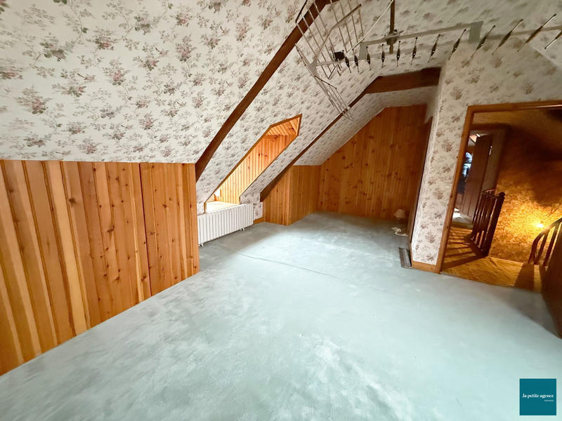 Maison - 175 m² - 7 pièces