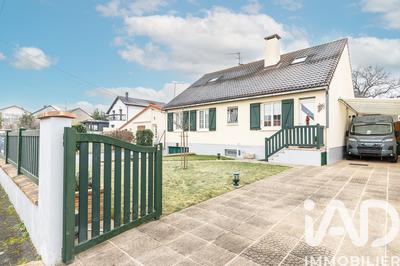 Maison - 160 m² - 8 pièces