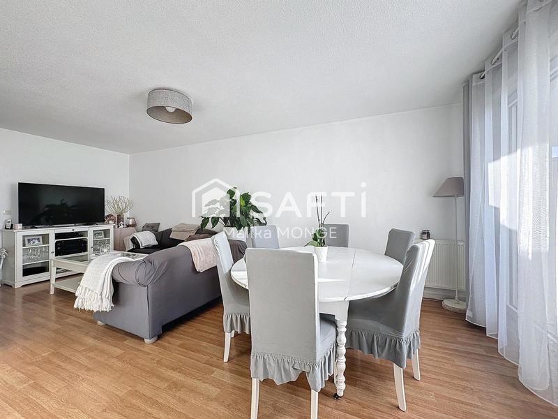 Appartement - 90 m² - 4 pièces