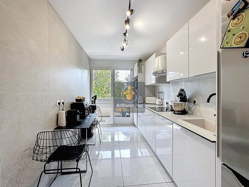 Appartement - 83 m² - 4 pièces