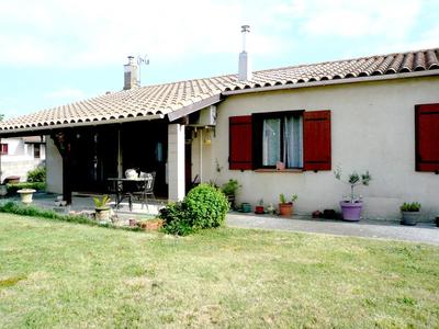 Maison - 104 m² - 4 pièces