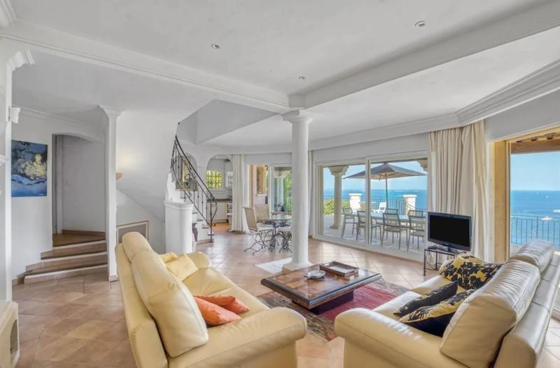 Villa - 250 m² - 7 pièces