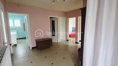 Maison traditionnelle - 91 m² - 5 pièces