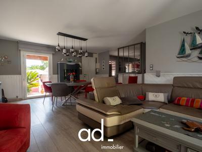 Maison - 101 m² - 4 pièces