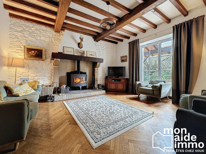 Maison - 340 m² - 15 pièces