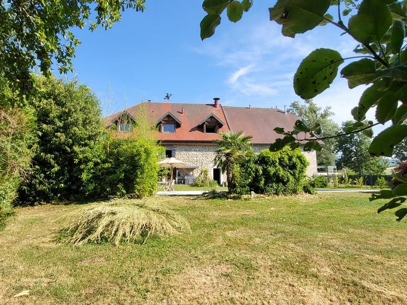 Maison - 150 m² - 10 pièces