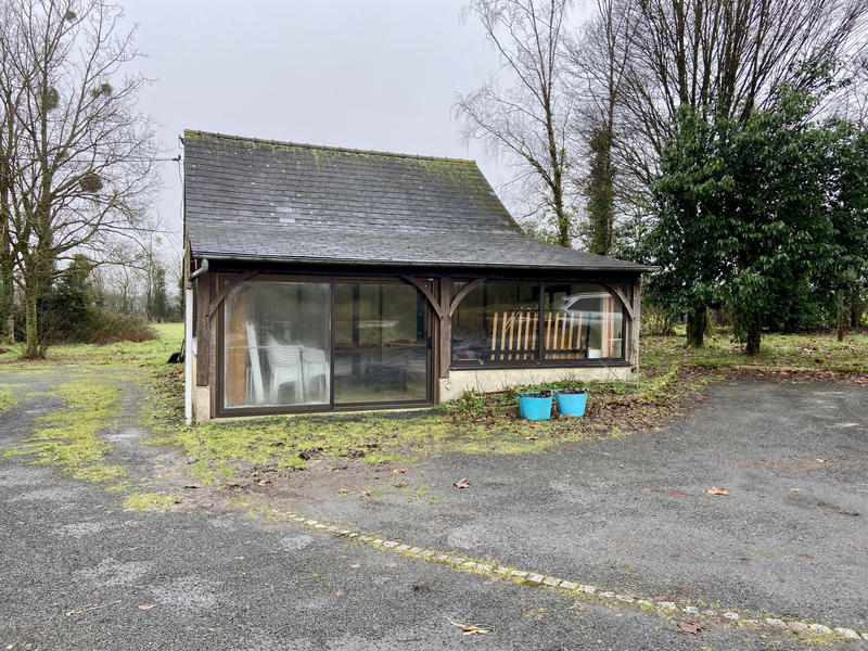 Maison - 201 m² - 7 pièces