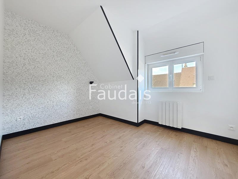 Maison - 123 m² - 7 pièces