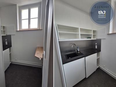 Bureau - 111 m² - 4 pièces