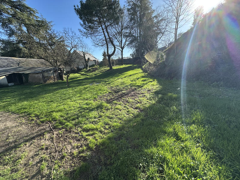 Terrain - 1 500 m²