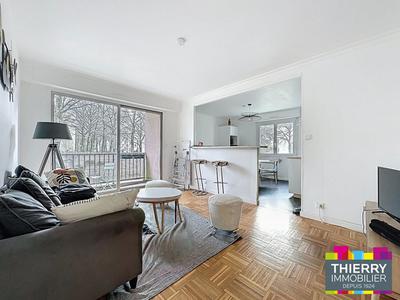 Appartement - 93 m² - 5 pièces