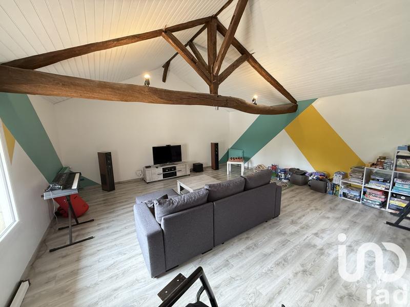 Maison - 298 m² - 10 pièces