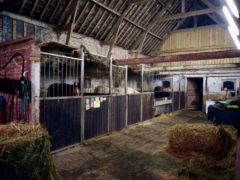 Corps de ferme - 244 m² - 7 pièces