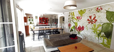 Maison - 135 m² - 6 pièces