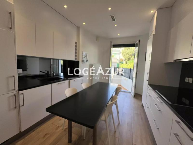 Appartement - 88 m² - 4 pièces