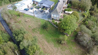 Terrain constructible - 2 471 m²