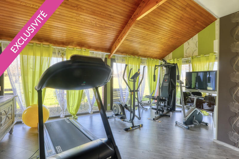 Maison - 291 m² - 8 pièces