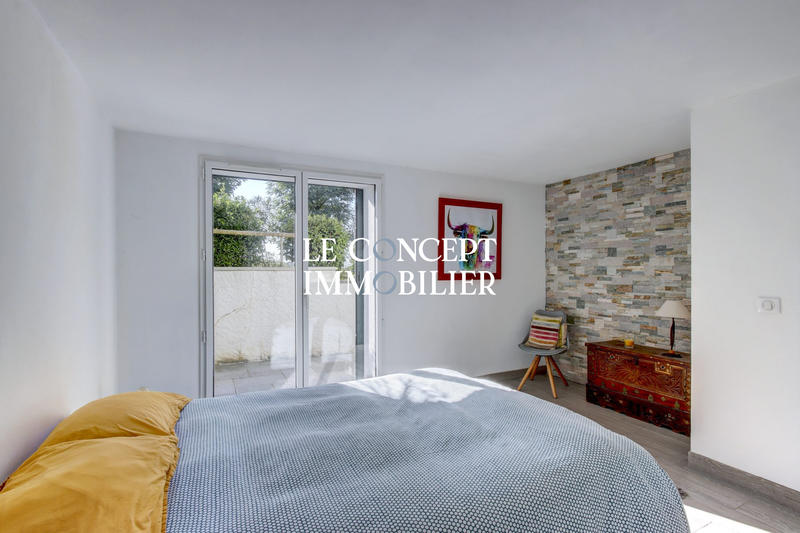 Villa - 215 m² - 8 pièces