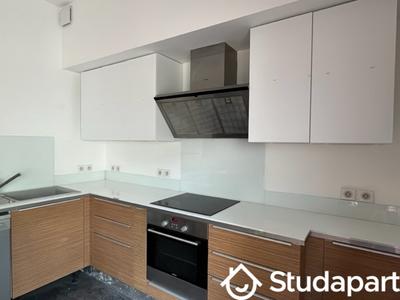 Chambre - 9 m² - 1 pièce