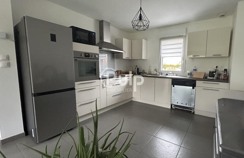 Maison - 97 m² - 5 pièces