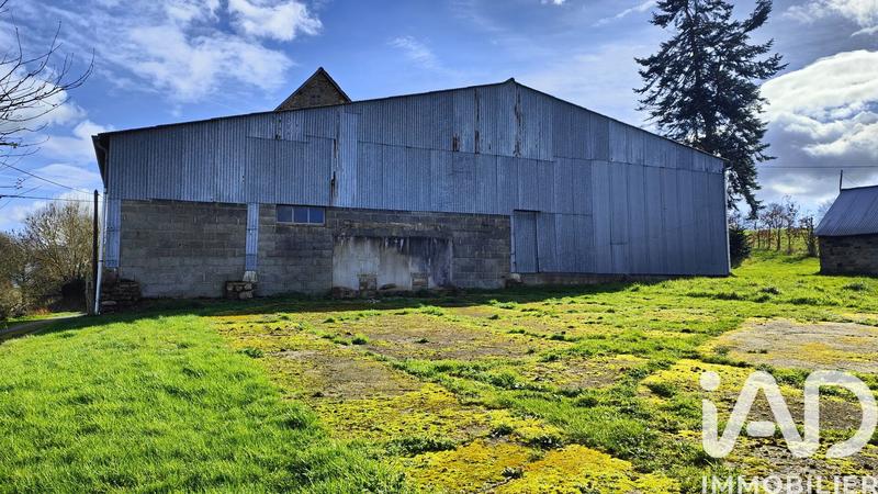 Maison - 150 m² - 2 pièces