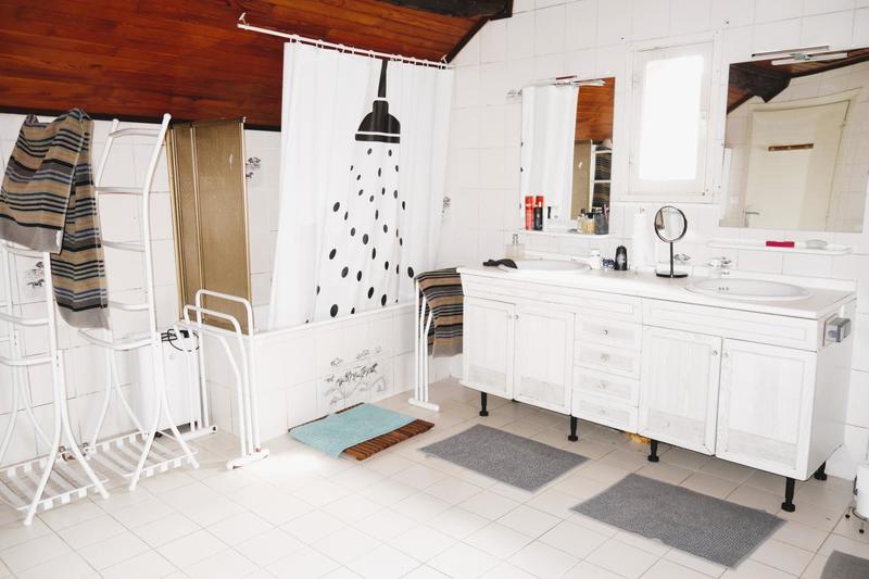 Maison - 142 m² - 6 pièces