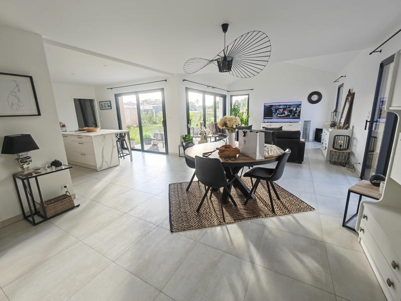 Maison - 151 m² - 5 pièces