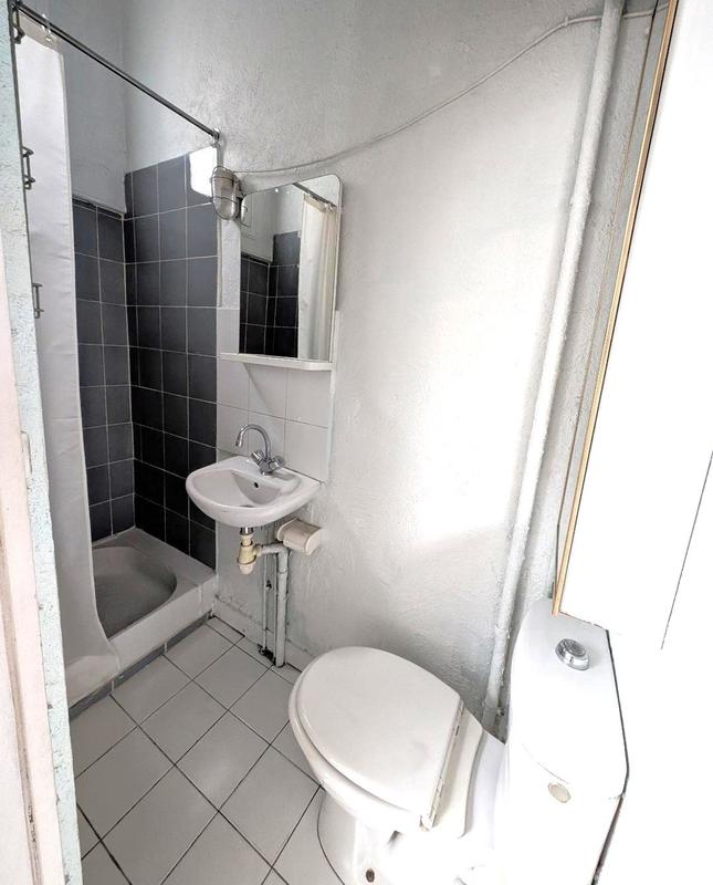 Local d'activités - 54 m²