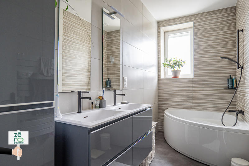 Maison - 194 m² - 7 pièces