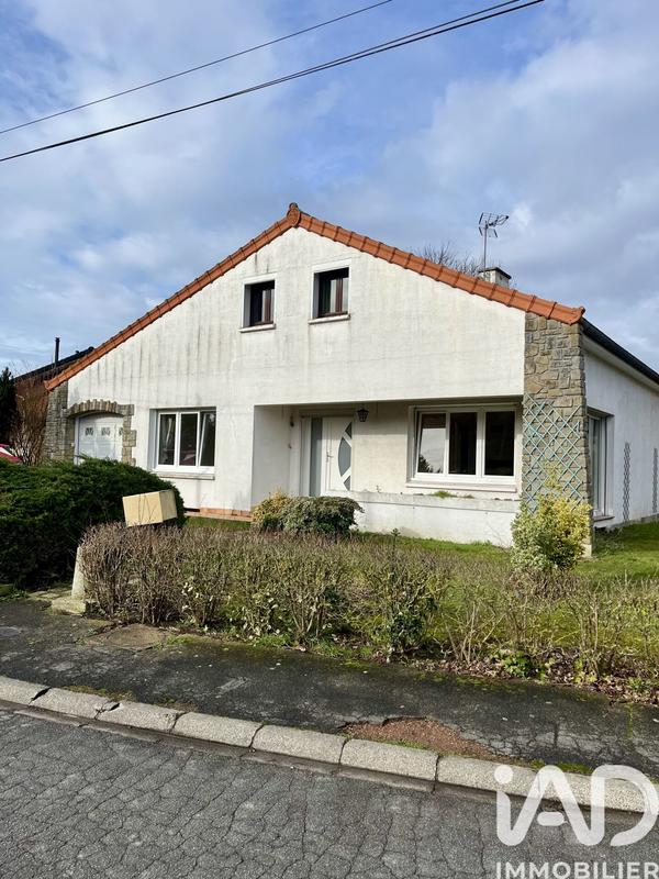 Maison - 180 m² - 8 pièces