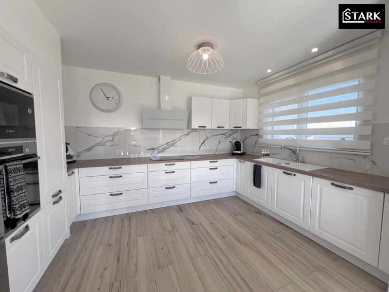 Maison - 150 m² - 6 pièces