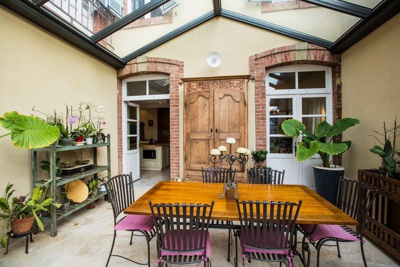 Propriété - 648 m² - 29 pièces